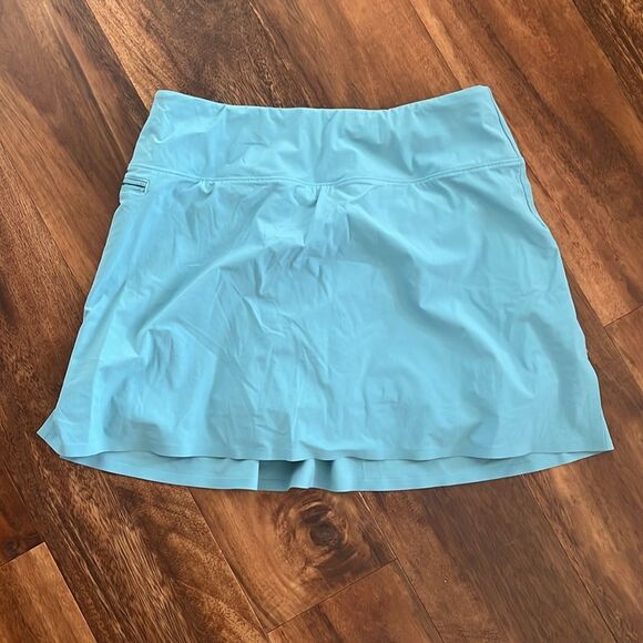 Greyson Phoenix Skort size medium - Picture 1 of 3